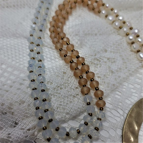 Modern Necklace Freshwater Pearls & Glass Beads - Picture 4 of 10